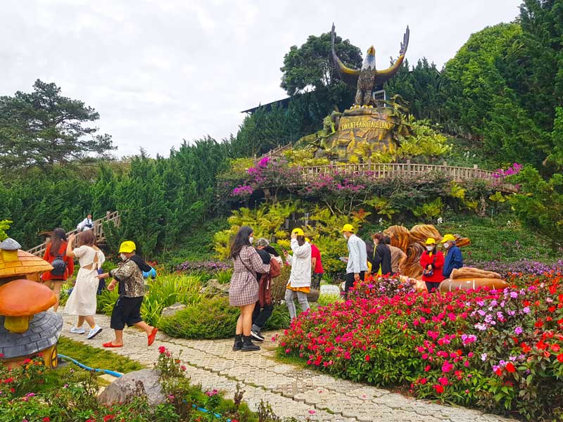 DaLat Fairytale Land – Làng Cổ tích & Hầm rượu Vang Vĩnh Tiến